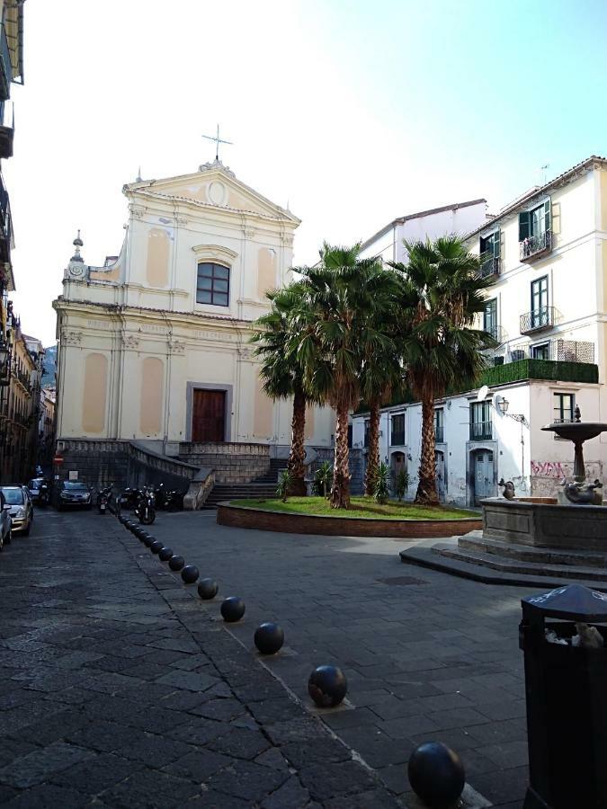 Fronte Al Porto Lejlighed Salerno Eksteriør billede